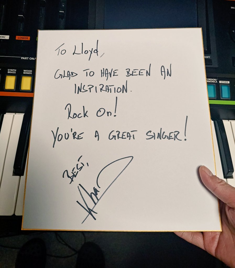 ロイカーンに認められたシンガーって事か